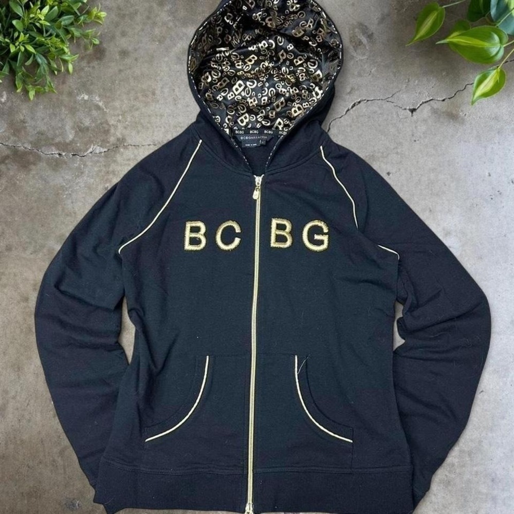 2000s Y2K black BCBG zip‎ up hoodie with gold logo and lining